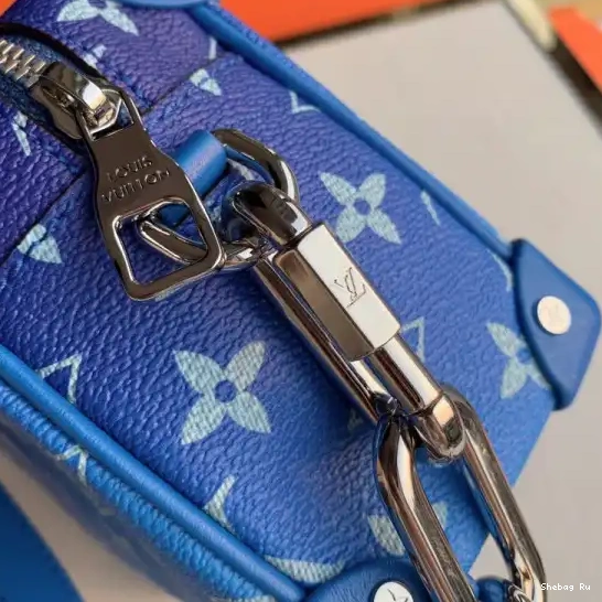 SOFT LOUIS VUITTON TRUNK 0521